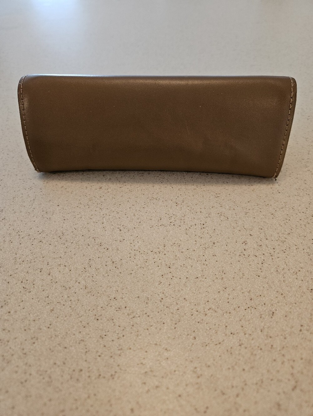 Burberry London Brown Magnetic Closure Hard Sunglass Eyeglass Case - Picture 3 of 11